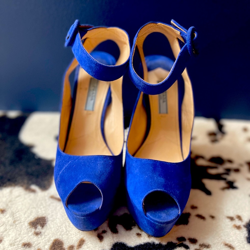 Excellent used condition Blue Prada size 37.5